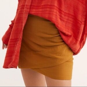 Free People It’s a Wrap size 12 golden mini skirt